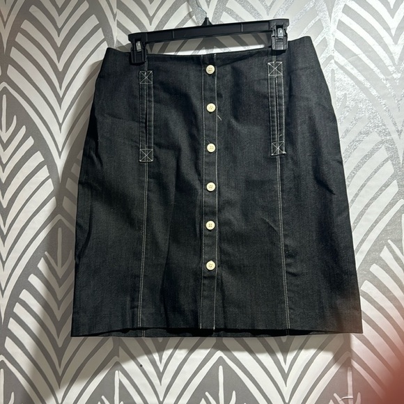 The Limited Dresses & Skirts - The limited stretch skirts